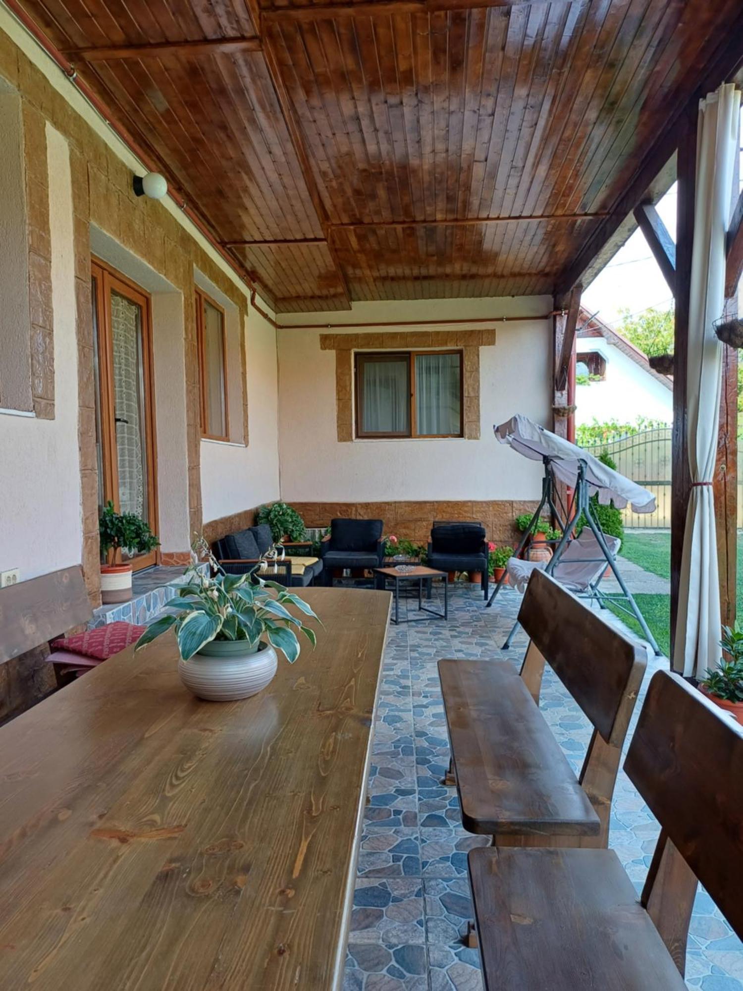 Casa Monica Guest House Dragus Exterior photo
